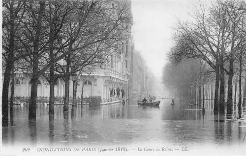 Frankreich Paris Inondationen 1910 Le Cours la Reine Hochwasser Vintage Postkarte C451