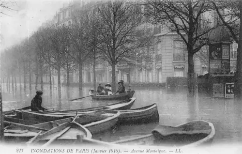 Frankreich Paris Inondationen 1910 Avenue Montaigne Hochwasser Vintage Postkarte C451