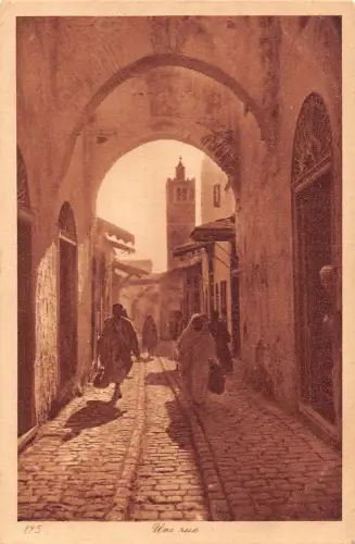 B220 Algerien Une rue Straße Algier Ureinwohner Vintage Postkarte