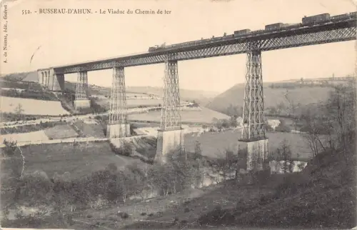 Frankreich Busseau d'Ahun Viaduc du Chemin de Fer Viadukt Zug Postkarte C320