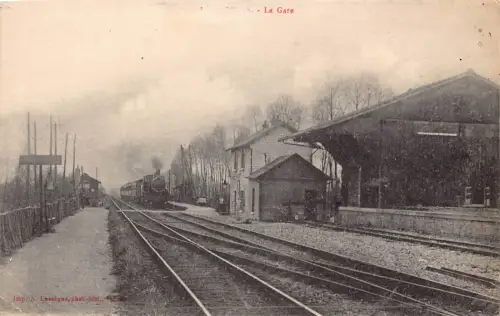 Frankreich Lery Poses Gare Bahnhof Dampfzug Postkarte C320