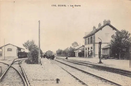 Frankreich Guer Gare Bahnhof Eisenbahn Vintage Postkarte C321