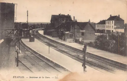 Frankreich Etaples Interieur de la Gare Bahnhof Innenbahn Postkarte C321