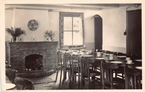 Niederlande 1951 Lager- und Konferenzraum Den Alerdnick Heino Restauran Postkarte