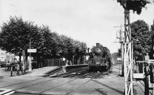 Frankreich 1955 Chatou Gare Bahnhof Zug RPPC Postkarte C322