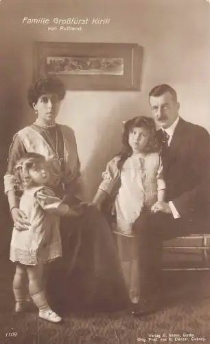 Royalty Russland Russland Großherzogin Familie Kyrill RPPC Postkarte C332