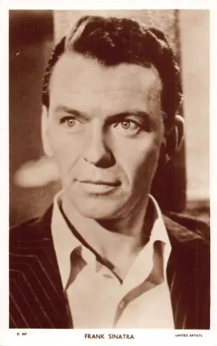 Amerikanischer Sänger Frank Sinatra Portrait Picturegoer RPPC Postkarte C448