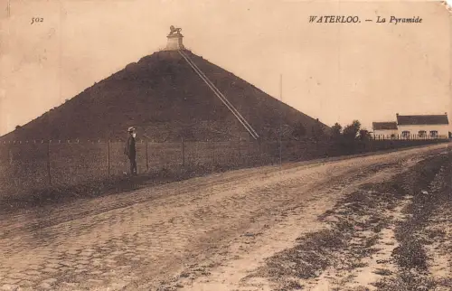 L258 Belgien Waterloo. La Pyramide Vintage Postkarte