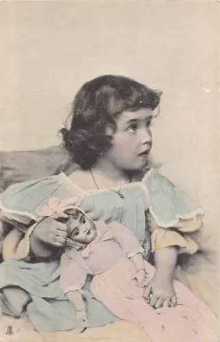 L093 Frankreich Mädchen mit Puppe Chicoree ARLATTE Werbung Vintage Postkarte