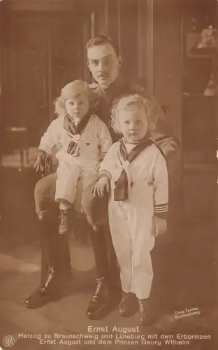 L094 Deutsches Königtum Herzog Erns August von Braunschweig mit Kindern AK