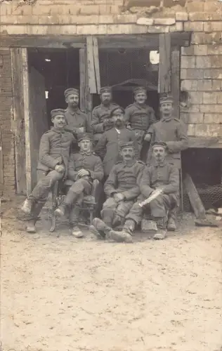 Feldpost WWI 1916 Gruppe deutscher Infanteriesoldaten an Kaserne RPPC Postkarte