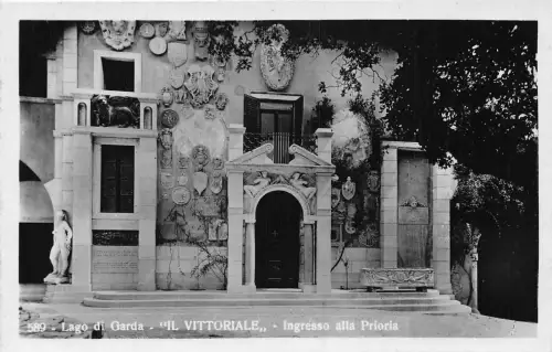 Italien Lago di Garda Il Vittorriale Ingresso alla Prioria Vintage Postkarte