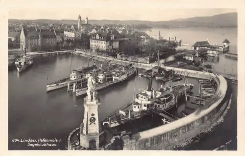 L323 Deutschland Lindau Hafenmole u Segelclubhaus Dampfschiffe Hafen Vintage Postkarte