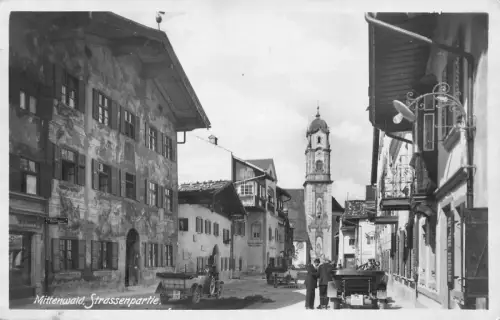 A077 Deutschland 1928 Mittenwald Straßenansicht Autos Turm Lampenmast RPPC Postkarte