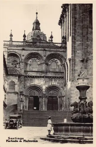 Spanien Santiago Fachada de Platerias Brunnenwagen Oldtimer Postkarte