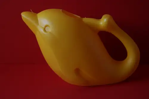 Vintage Fisch Formige Giesskanne, gelb 1970/1980