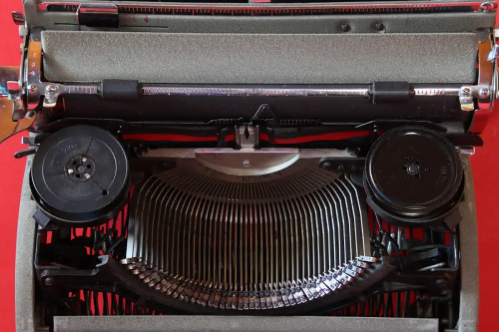 Vintage Groma Model N typewriter from 1953 /305109/ working condition pls read! 14