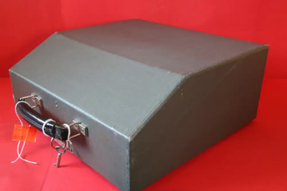 Vintage Groma Model N typewriter from 1953 /305109/ working condition pls read! 2