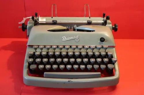 Vintage Rheinmetall  w case working well