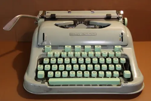 Vintage Hermes 3000 Schreibmaschine - sehr guter Zustand