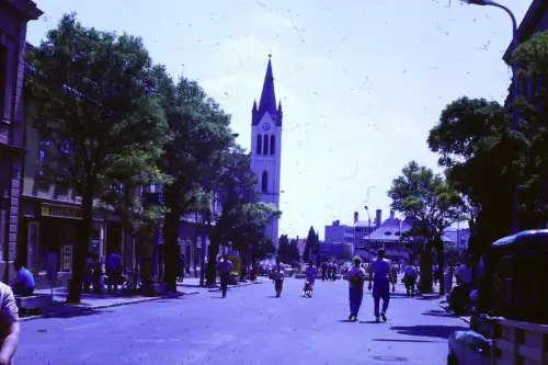 Original DIA Film Slide 35mm Street Scene Keszthely Ungarn Ungarn '60s B3R48