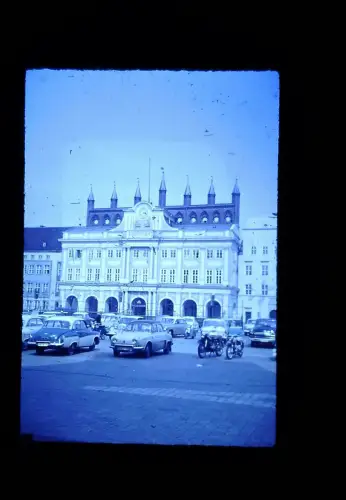 Orig Mini DIA Film Slide Rostock Rathaus PKW&Motorräder  '70s B11/1/16