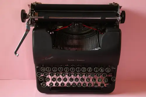Vintage Smith Corona Clipper Floating Shift RAR old Turkish keyboard layout 1946