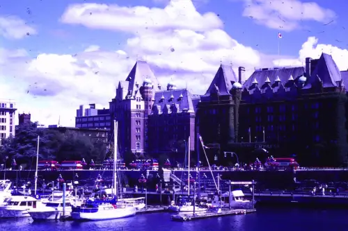 Original DIA Film Slide 35mm  Fairmont Empress Victoria, BC  '70s B9/R7