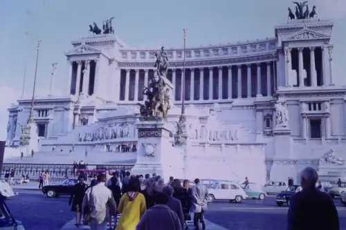 Original DIA Film Slide 35mm Rome in the 70s Street Scene  O1