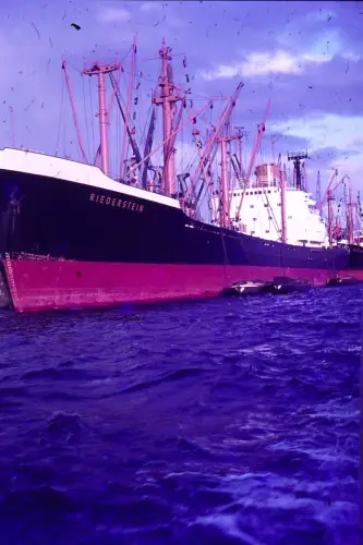Original DIA Film Slide 35mm Schiff Riederstein 1970s B8/128
