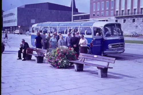 Original DIA Film Slide 35mm Mercedes Benz O 321 Bus Reisebus in den 70ern B3R82