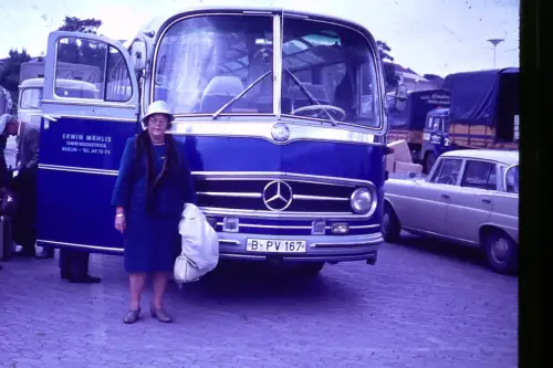 Original DIA Film Slide 35mm Mercedes Bus Reisebus in den 70ern B3R81