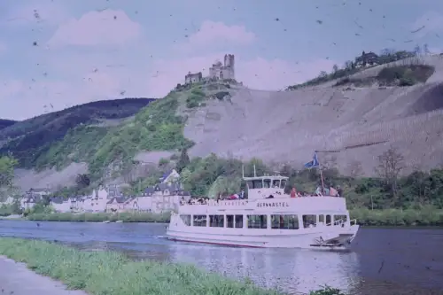 Original DIA Film Slide 35mm Mosel Schiff Bernkastel Deutschland '60s B9/R54