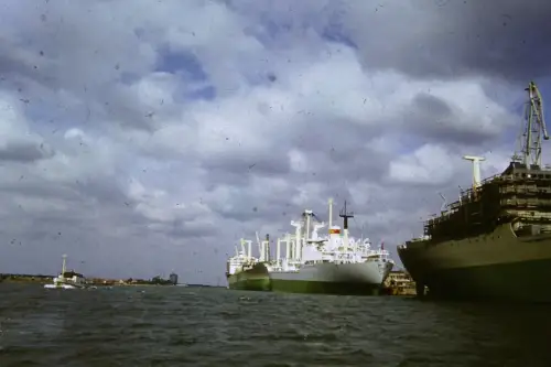 Original DIA Film Slide 35mm Russische Cargo Schiffe  '60s B2R49