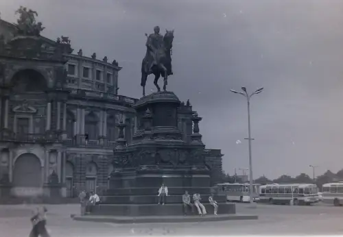 Orig Film Negativ DDR Dresden  Theaterplatz Semperoper IKARUS BUS 70s  B14/10/34