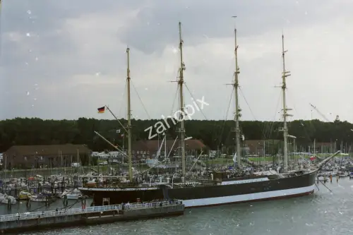 Original Amateur Film Negativ 8x Schiff  Passat in Travemünde '70s B13/119-126