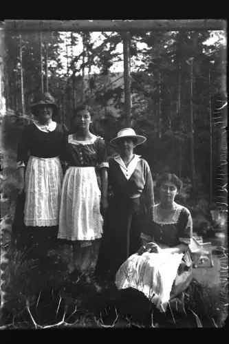 Vintage Glasnegativ Platte Glassnegative Junge Damen in Ischl