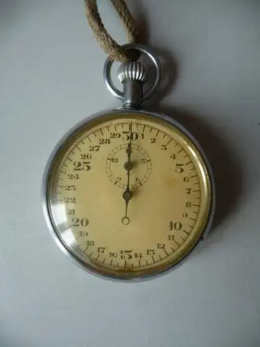 Alte Stoppuhr Militäruhr mit 30 Sekunden-Anzeige 