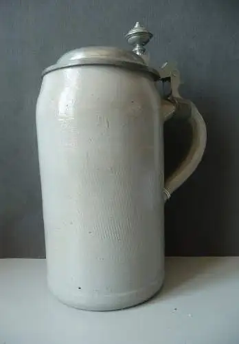 Alter Bierkrug Steingut / Corona München Studentika?