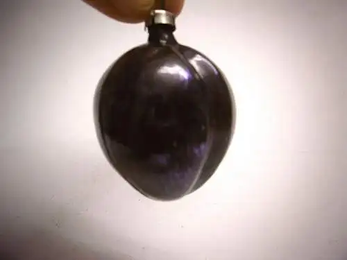 Wunderschöner nostalgischer Christbaumschmuck "Pflaume", Höhe 5 cm