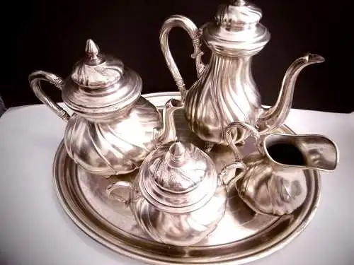 Wunderschönes nostalgisches Kernstück Service 4-teilig + Tablett, silberfarben