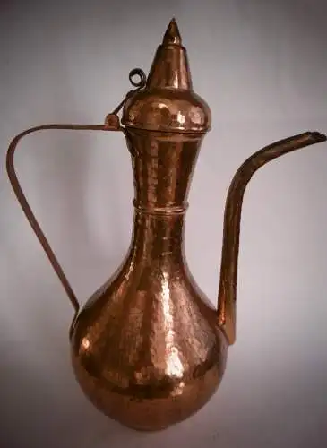 Bezaubernder großer Vintage Tee-Krug / Kanne aus Kupfer von "Albania"