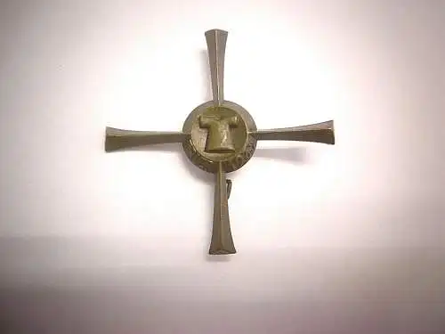 Originales Abzeichen von Trier 1933 zum Kirchentag, Kreuz an Einzelspange