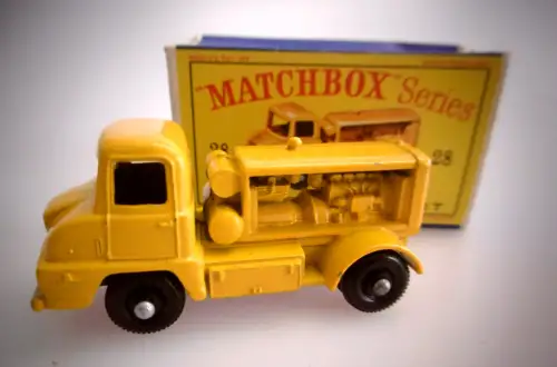 Matchbox Series Lesney Moko No. 28 Bedford Compressor Truck gelb OVP