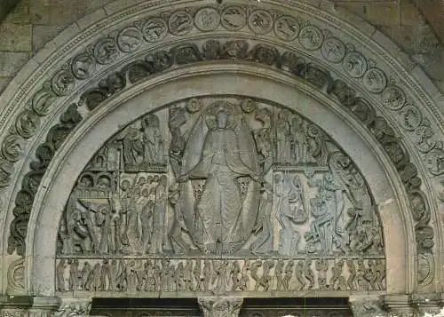France Cathedrale d'Autun (Saone et Loire) Le tympan de Gislebertus detail