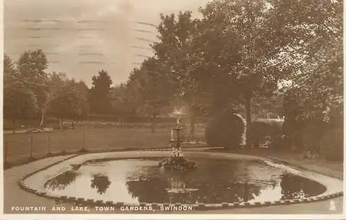 United Kingdom England Swindon fountain and lake