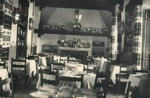 United Kingdom England place to identify inn interior