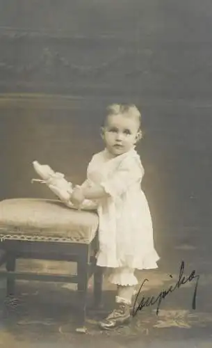 Baby portrait 1913 souvenir photographic postcard