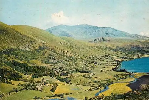 Wales Snowdon & Llyn Cwellyn scenic view