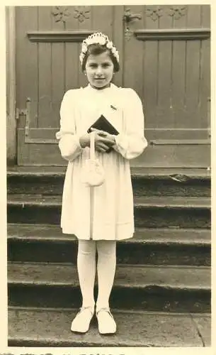 Girl communion souvenir photo postcard Bad Kissingen